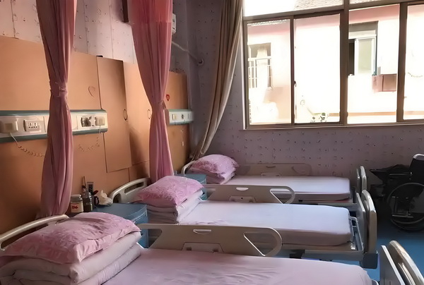深圳公司集体户口办理_这次被人民网“点名”的段奕宏，暴露真实处境，原来徐峥说的没错 原来徐峥说能领到养即便老金